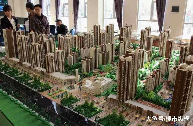 女儿要买房，我把首付钱给了女儿，被儿子骂：没见过这样的母亲！