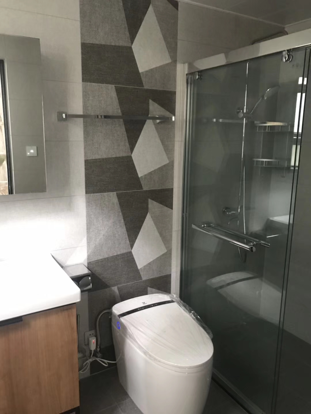 成都人居东御佲家装修完工效果图（手机实景拍摄）