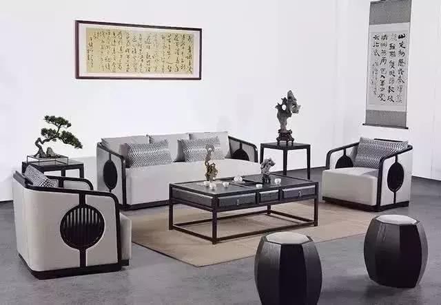 怪不得邻居家客厅这么整洁