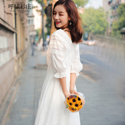 裙子年年穿，今年选这8款连衣裙，让你美出新高度