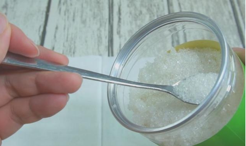 家里蟑螂难消灭？告诉你“它”才是蟑螂克星，来一个死一个！