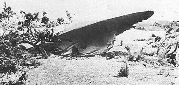 揭秘1947年飞碟坠毁事件真相