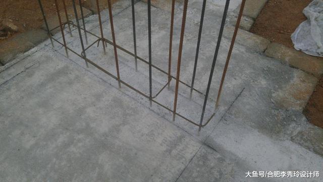 现浇楼板开裂，师傅却说我小题大做，不用处理，抹层水泥盖住就行