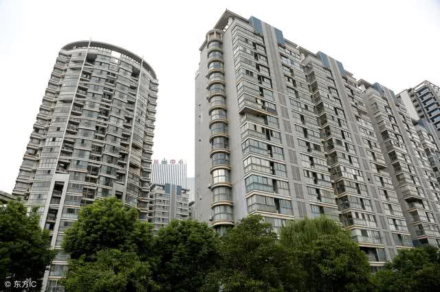 選擇二手房還是新房？看看專家怎么解釋的。