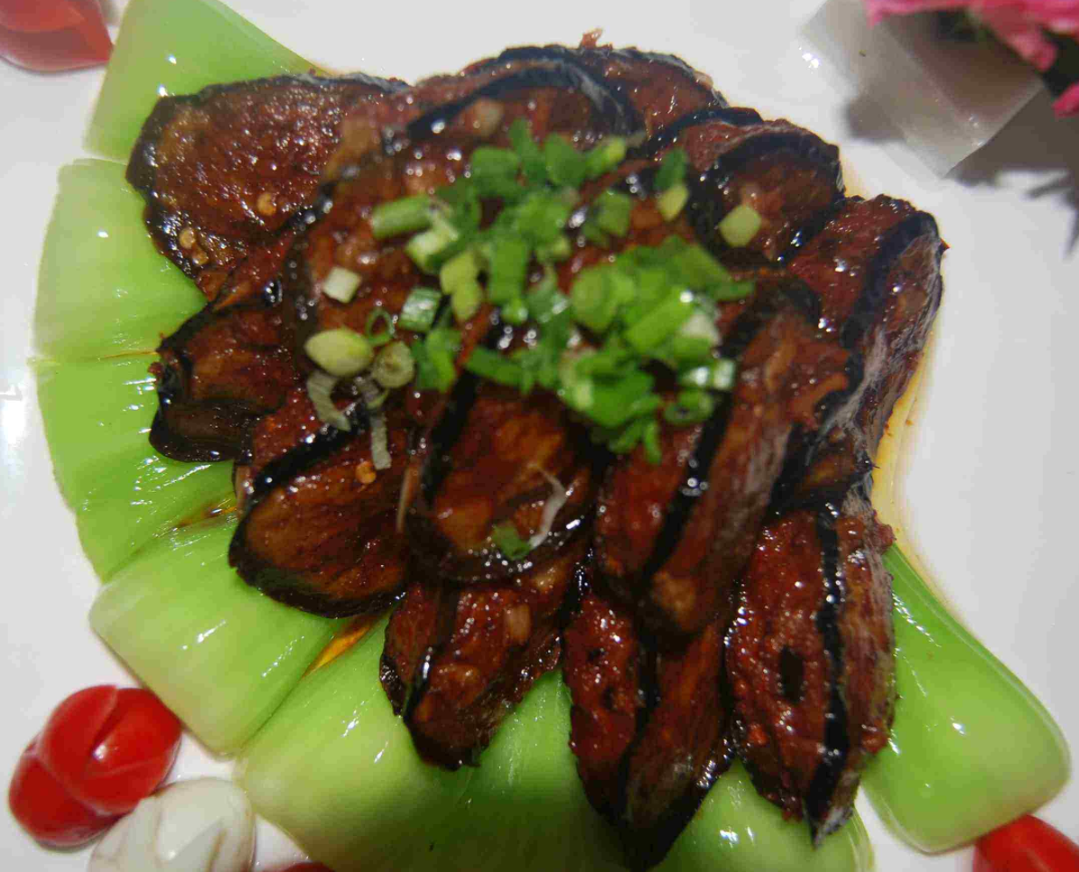 客家煎酿三宝之一，酿茄子，茄子不一样的出彩方式