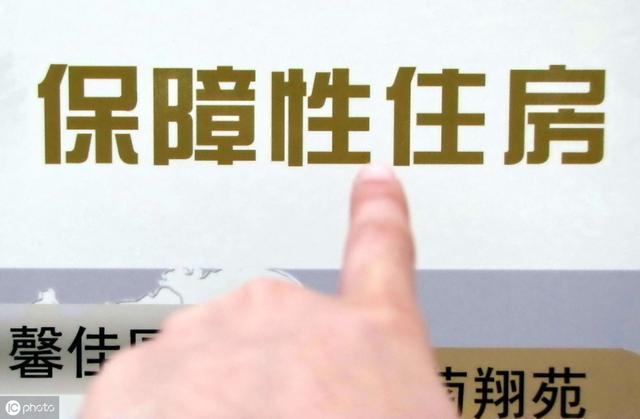 撕掉“地产强国”标签，未来租房或许比买房好，年轻人要会选择