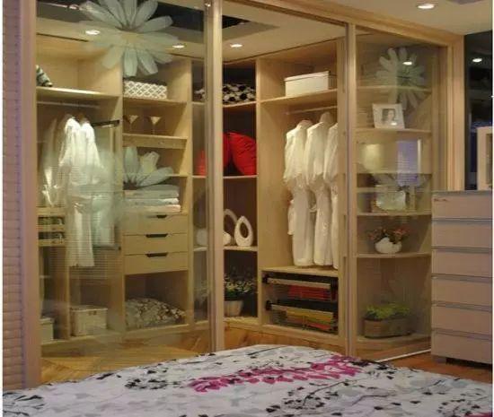 人人都向往和追求的衣帽间，只要2㎡就能塞下！