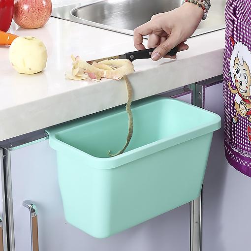 去同事家下厨, 头一次见到她家的厨房真是高极, 都看不到瓶瓶罐罐