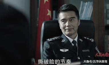 四任妻子美若天仙，现任比她小12岁，堪称生育机器，儿子帅气逼人