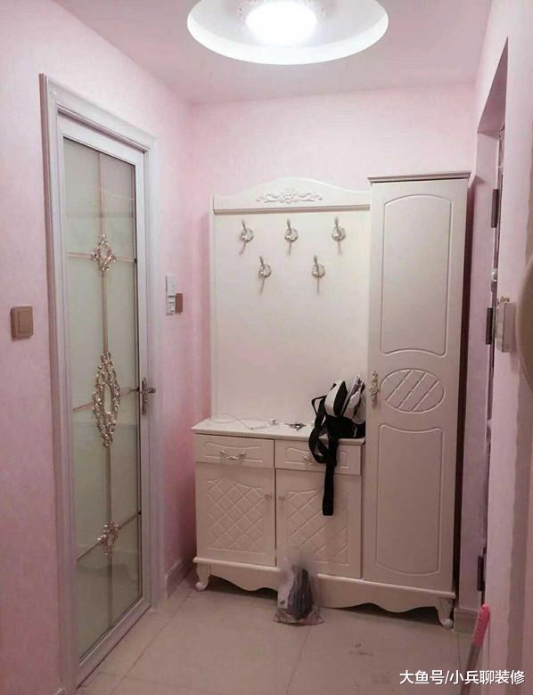 晒晒我的30平单身公寓，灶台就在床边，还有比这更小的房子吗？