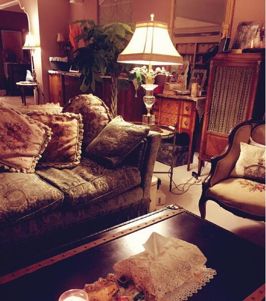 参观伊能静现实的家，全屋欧式设计格局，装修布置很奢华