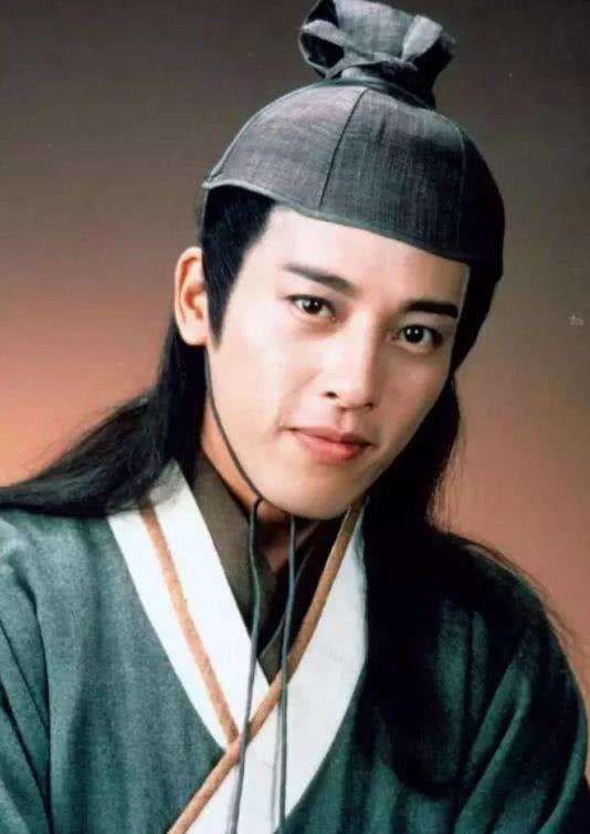 姐姐|夫妻俩为了不变老，坚持25年不吃肉不生子，今57岁老婆像30