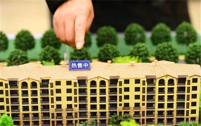 房价为何还不降？砖头都涨了30倍，却在问房价会降？