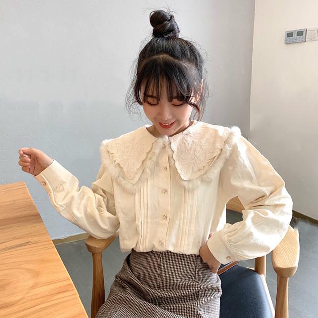 别再小衫配休闲裤了！今春流行这样穿，时尚大气贼有范儿