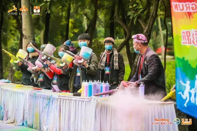 彩跑现场|作为广州人, 和狗开年彩跑好彩到爆