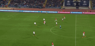 霍太公很冤！大英帝星欧预赛助攻帽子戏法 这技术不罚角球可惜了