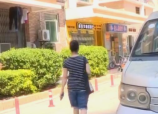 8500元买电脑，打开一看傻了眼，怒曝光：电脑空壳加瓷砖