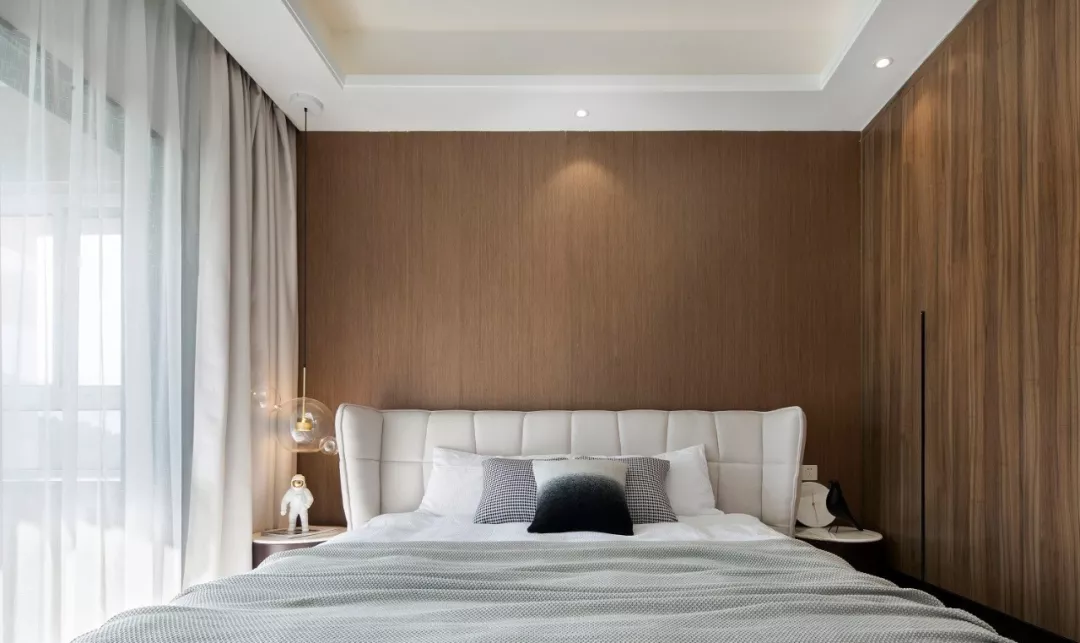 120㎡简约现代三居室，装修实用才是硬道理！