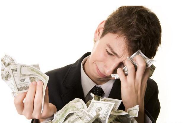 高房价下，中国家庭正在突显以下三大特征？每一个都一针见血