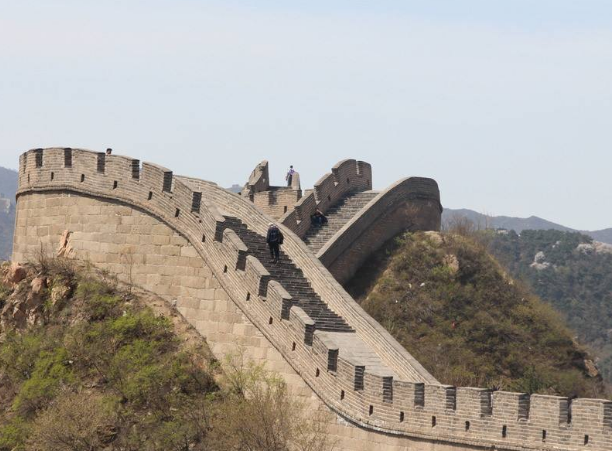 长城的高度只有7.8米，在古代到底防住了啥？ 专家：把胡人坑惨了