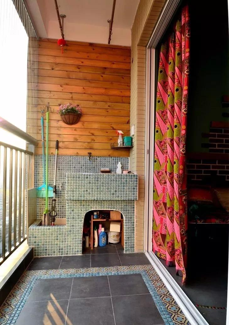 家居生活阳台，建议做洗衣、收纳柜的同时再多一个设计，会更实用