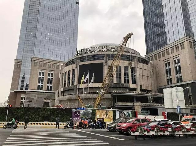 上海商场存量改造大合集，靠什么突破同质化的魔咒