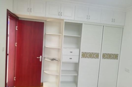 新房硬装终于结束了，6万简装效果还不错，打扫完晒晒