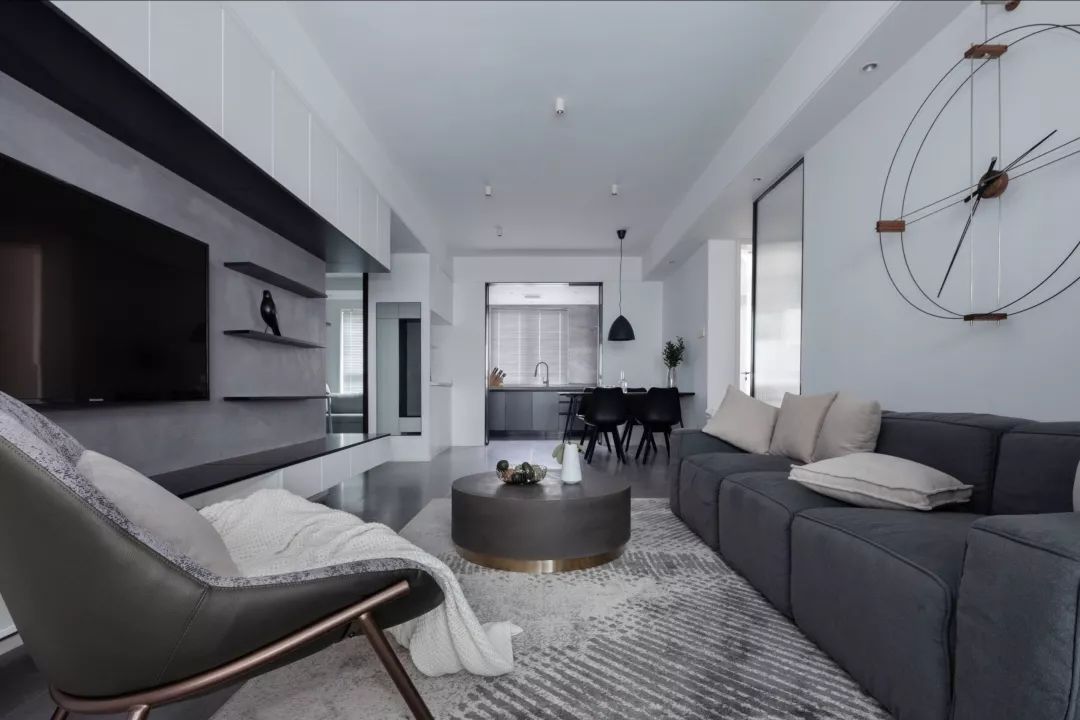 98m2黑白灰三居室，年轻人喜欢的时尚简约风！