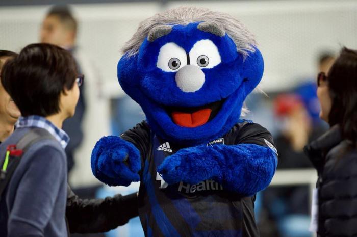 初学者体育摄影技巧, 以提高您的照片质量并帮助您在游戏和活动中拍摄更好的动作图片