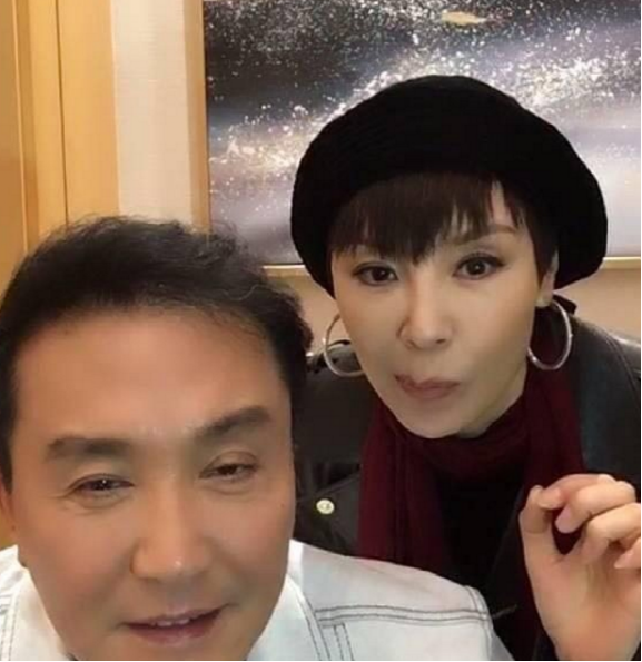 吴刚现实的豪宅曝光，室内装修造价过千万，这些年吸金力太强了