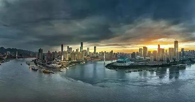 一眼看尽千年江州府，这就是重庆最好的大平层