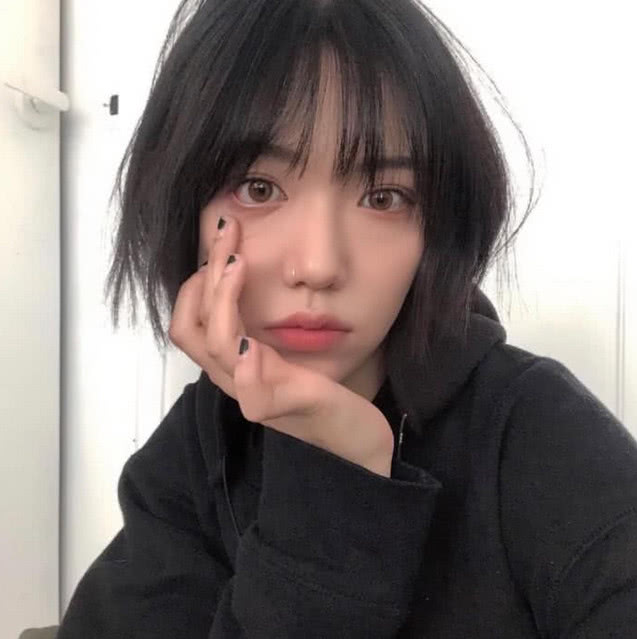 QQ聊天时，女生问你这三个“问题”说明她暗恋着你，恭喜你脱单