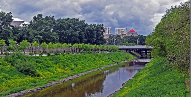 我国面积最大的高校，相当于70个北京大学，学生上课基本靠跑