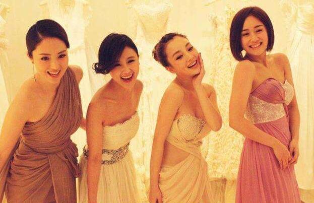 曾是京城四美之一，嫁億萬富豪，李小璐都羨慕她嫁得好，現高鐵都不能坐