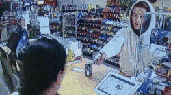 爆笑GIF：要打篮球你就正儿八经的打，你拉倒篮架干啥？