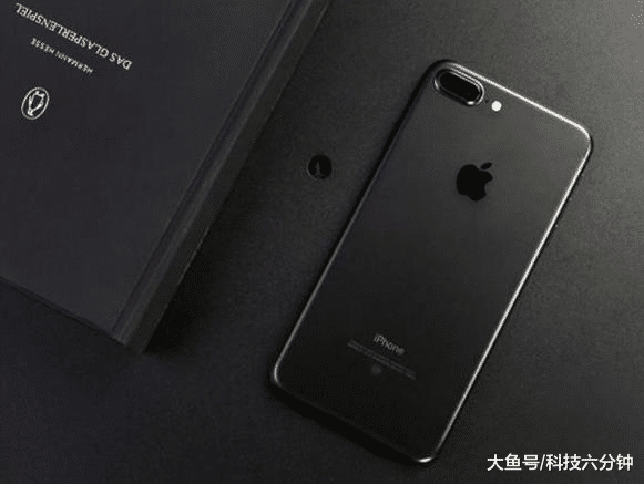 从7188元跌至3689元！128GB+iOS13+最强双摄，心动的抵抗不住
