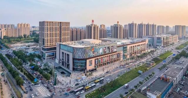 购物中心新比拼：争夺消费者“黄金”2小时