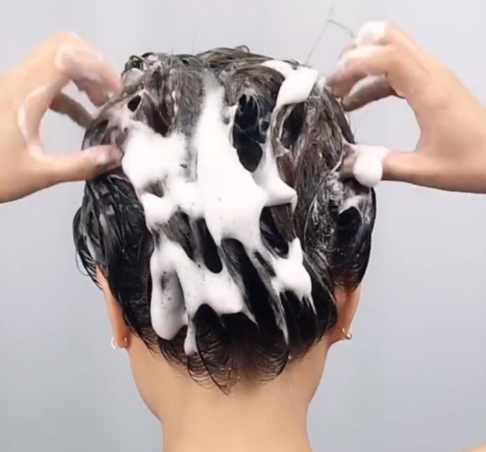 被称为“国宝级”的洗发水,竟因太便宜被看不起,袁咏仪:我都用8年了