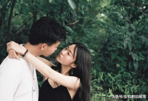 情侣之间暖心聊天套路，帮你们的感情快速升温，网友：真有效