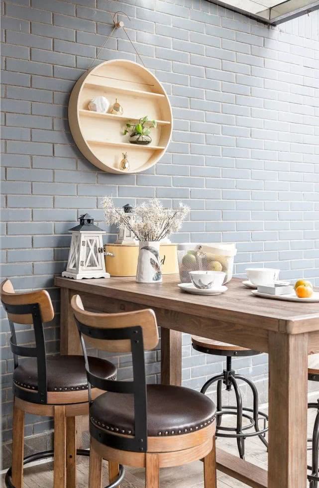 136平的新房，现代美式风装修，大胆的用色，性感又自由奔放！