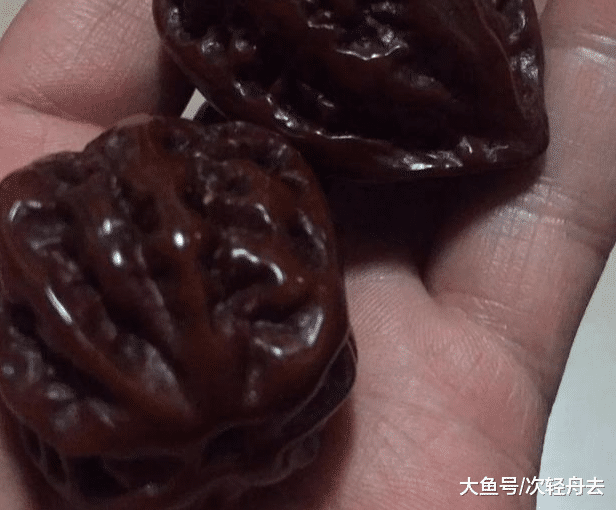 ＂一对泥球，盘走2个老头，清理后，太好看了＂