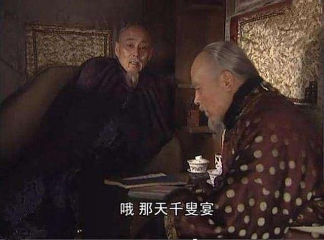 一丑人中状元后，乾隆故意出一对联刁难，他答出妙联，乾隆无奈：探花吧