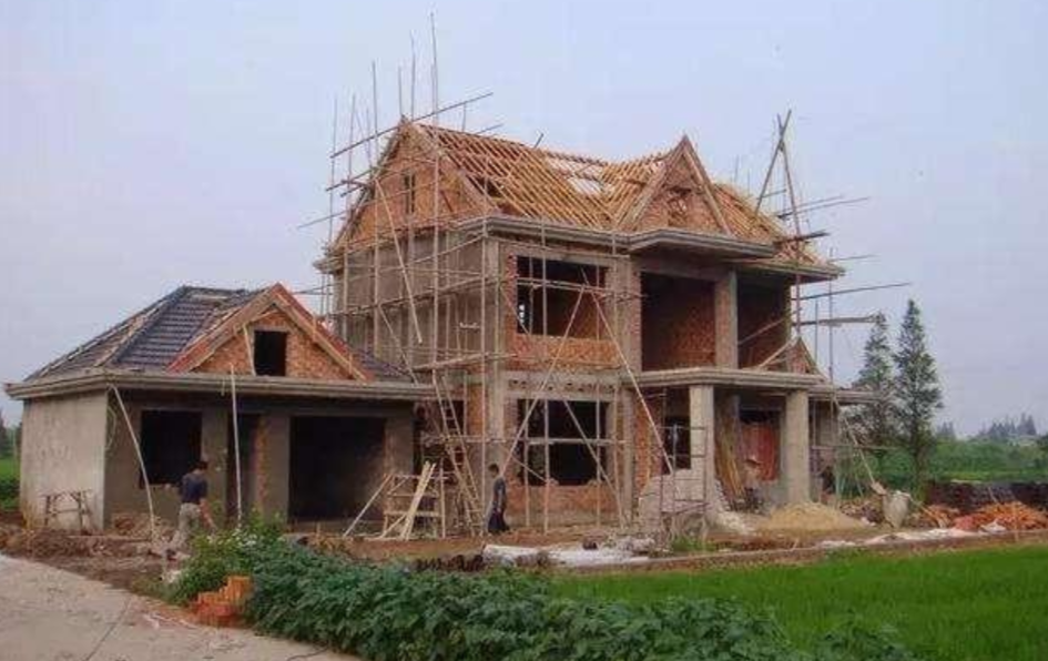 农村已经实行一户一宅政策，那家里如果有多出的面积怎么办？