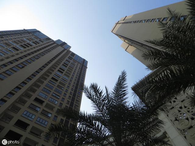 硬撑也不能“降价”曹德旺怒斥高房价：迟早亏本