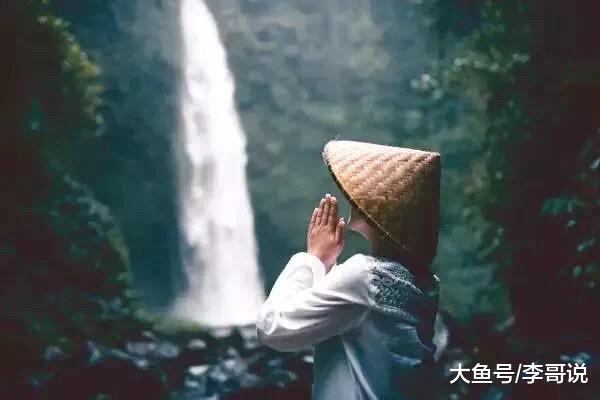 人穷不如鬼，赚钱不容易，没钱最寒心，人心就是如此！