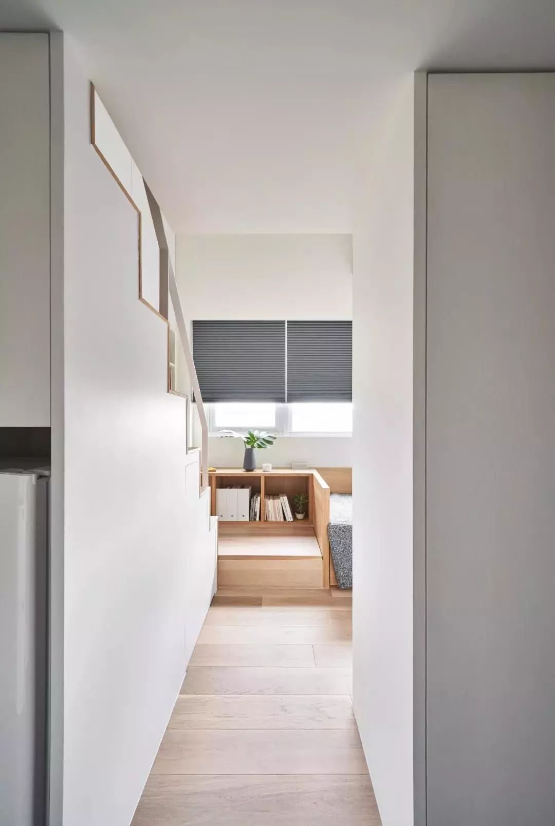 18㎡简约小公寓，竟然有两张床，巧妙设计逆天了！