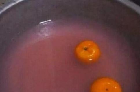 新房子别再用蜂窝煤除甲醛！建议用这种净石活性炭，能快速清光甲醛