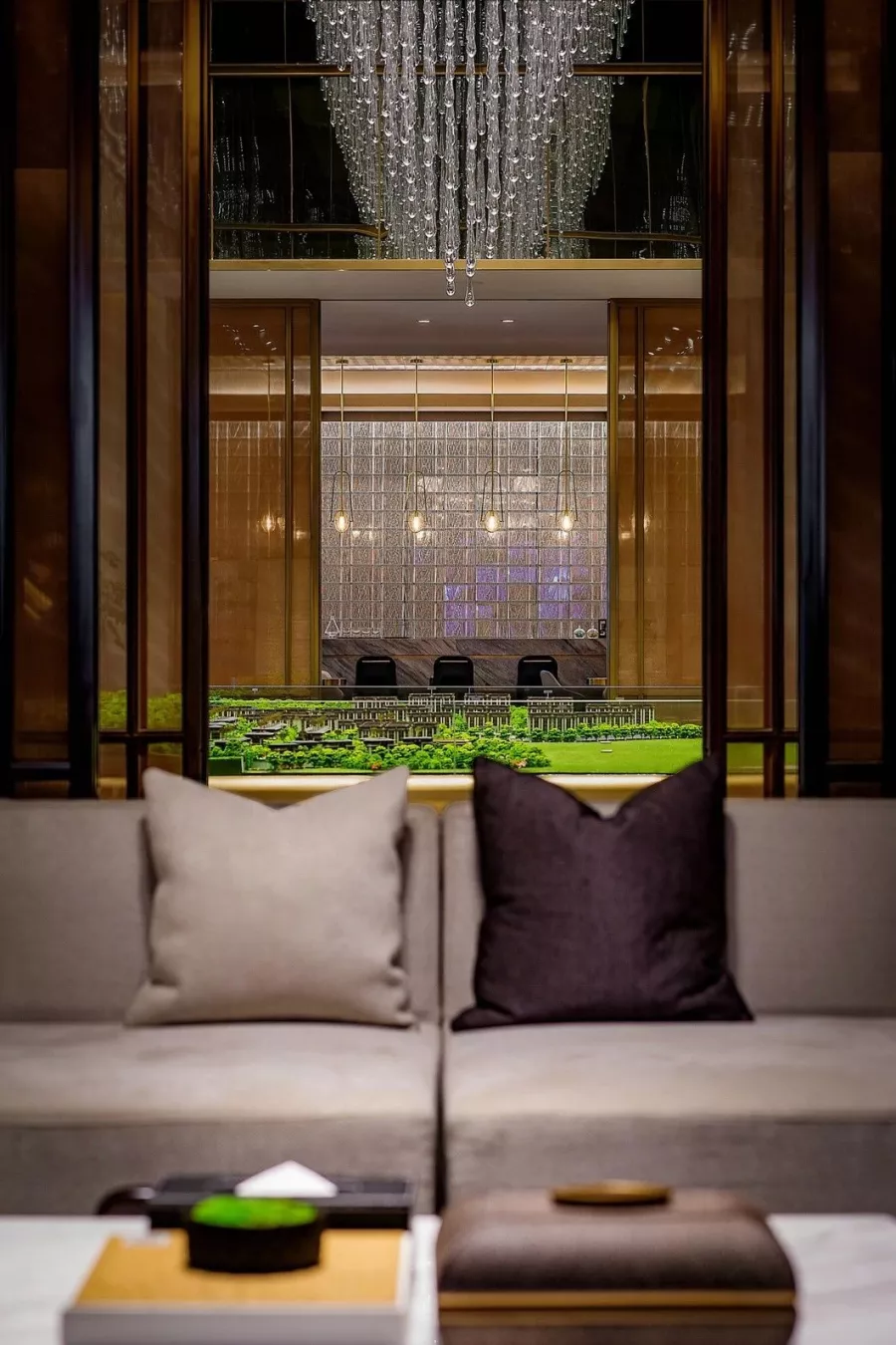 以当代艺术与东方美学交融并蓄丨为现代文人雅士打造了一个充满人文关怀的栖居之所