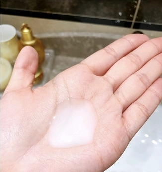 风靡娱乐圈的“洗发乳”，价格曝光后，网友大呼意想不到