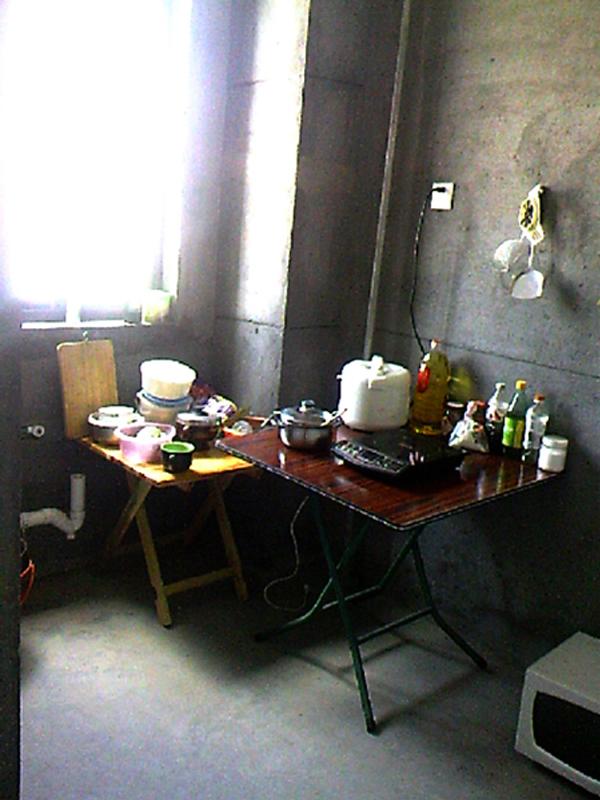 城里買了新房 女漢子忙活了2天2夜 從毛胚房到入住心里美美噠